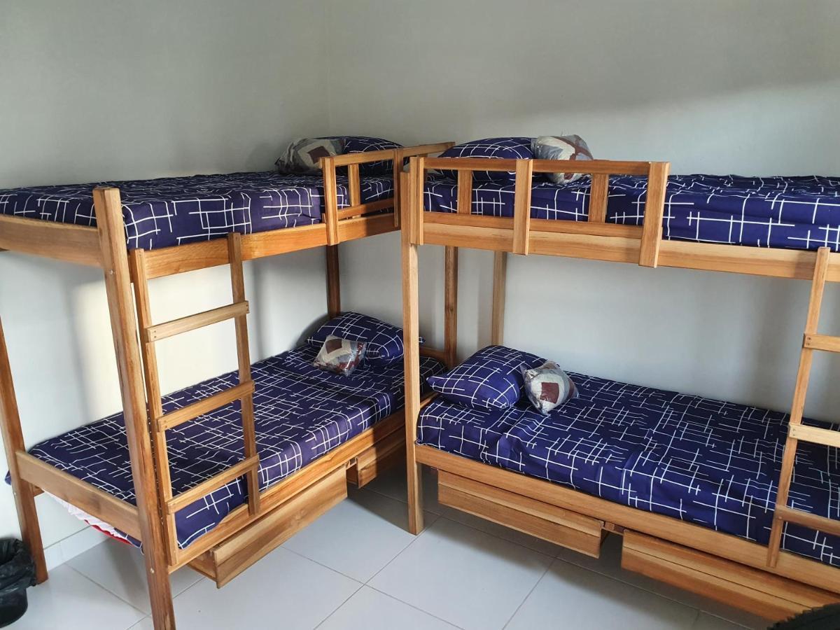 C&R Hostel Residencial Salvador Luaran gambar