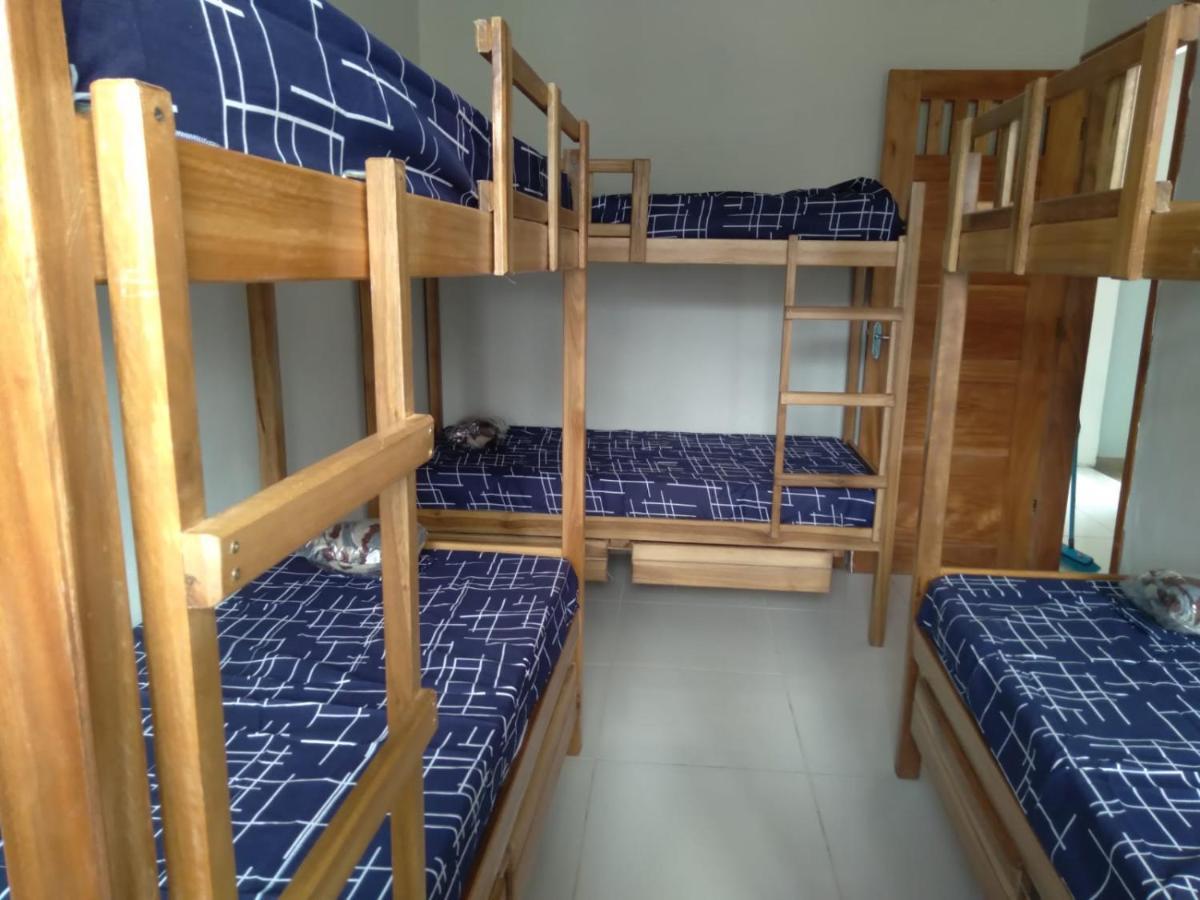 C&R Hostel Residencial Salvador Luaran gambar